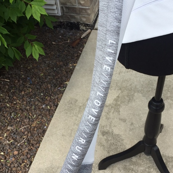 Work Out Zip Up - Picture 3 of 5